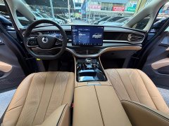 Denza D9 2024 DM-i 980 four-wheel drive flagship - фото 13