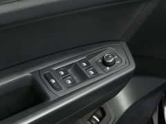 Lexus Touron 2020 facelift 530 V6 four-wheel drive luxury version - фото 9
