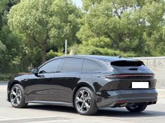 NIO ET5T 75kWh Touring - фото 15