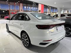 Geely Emgrand 4th generation 1.5L CVT flagship - фото 4