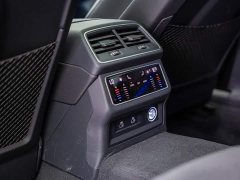 Audi A7L 45 TFSI S-line Dream-Building Crystal Package - фото 16