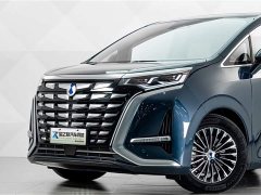 Denza D9 DM-i 970 four-wheel drive flagship - фото 3
