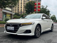 Honda Accord Sharp Hybrid 2.0L Sharp Collar Edition - фото 1