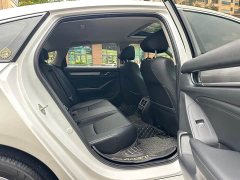 Honda Accord Sharp Hybrid 2.0L Sharp Collar Edition - фото 12