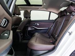BMW 3 Series 325Li M Sport Package - фото 11
