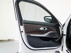 BMW 3 Series 325Li M Sport Package - фото 9