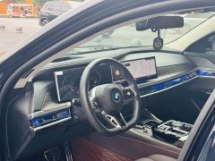 BMW 7 Series 2023 740Li M Sport Package - фото 14