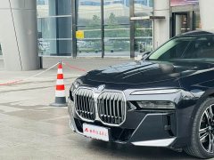 BMW 7 Series 2023 740Li M Sport Package - фото 6