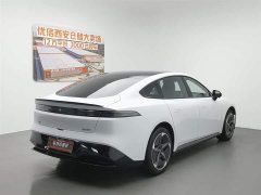 Lynk & Co eπ007 530Pro version - фото 2