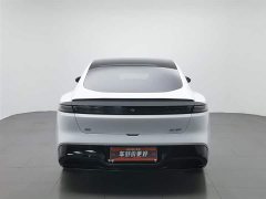 Lynk & Co eπ007 530Pro version - фото 4