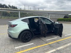 Tesla Model Y 2022 long-range all-wheel drive version - фото 6