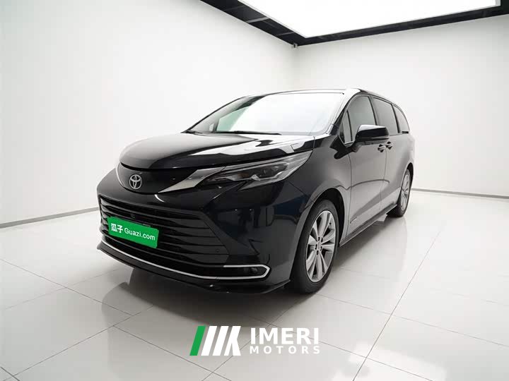 Toyota SIENNA 2023 2.5L Hybrid Premium Edition - автомобиль из Китая