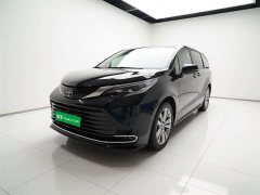 Toyota SIENNA 2023 2.5L Hybrid Premium Edition - фото 1