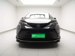 Toyota SIENNA 2023 2.5L Hybrid Premium Edition - фото 2