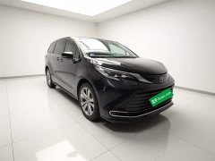 Toyota SIENNA 2023 2.5L Hybrid Premium Edition - фото 3