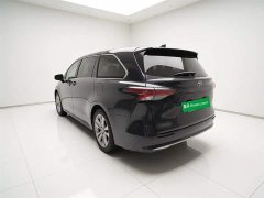 Toyota SIENNA 2023 2.5L Hybrid Premium Edition - фото 4