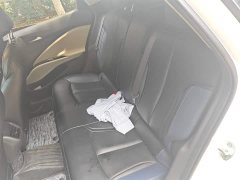 Lynk & Co Weilan 6 plug-in hybrid interconnected fashion - фото 13