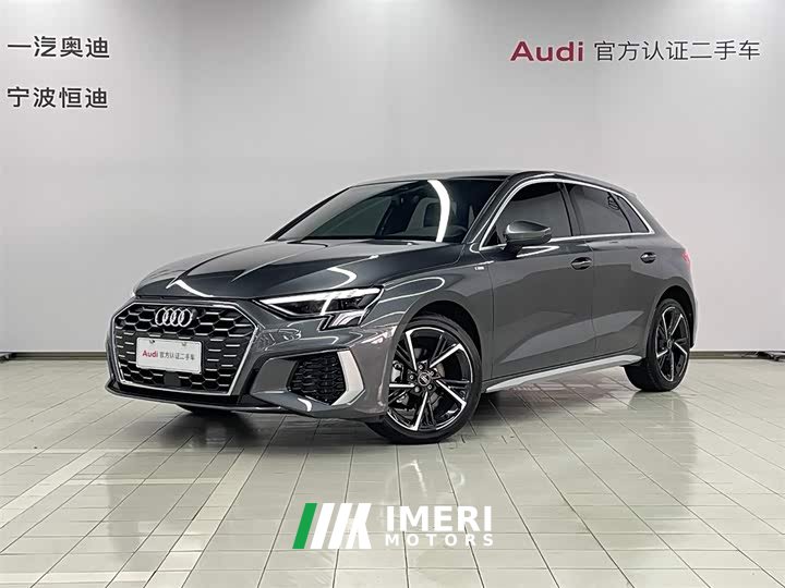 Audi A3 2023 Sportback 35 TFSI stylish and sporty - автомобиль из Китая