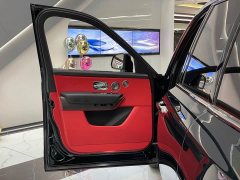 Rolls-Royce Cullinan 2018 five-seater version - фото 19