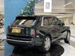 Rolls-Royce Cullinan 2018 five-seater version - фото 3