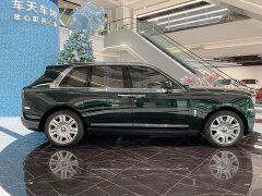 Rolls-Royce Cullinan 2018 five-seater version - фото 6