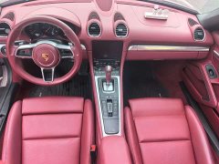 Porsche 718 Boxster 2.0T - фото 3