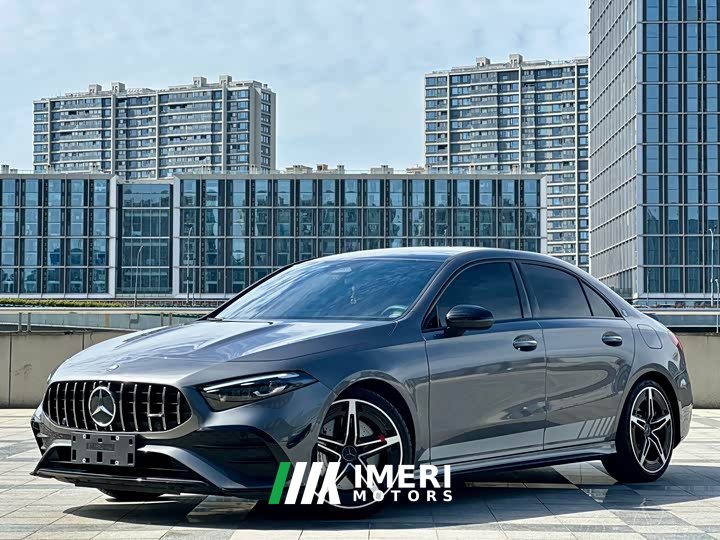 Mercedes-Benz A-Class AMG facelift AMG A 35 L 4MATIC - автомобиль из Китая