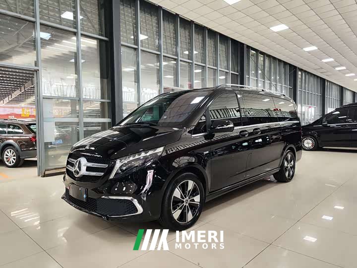 Mercedes-Benz V-Class 2022 V 260 Premium Edition - автомобиль из Китая