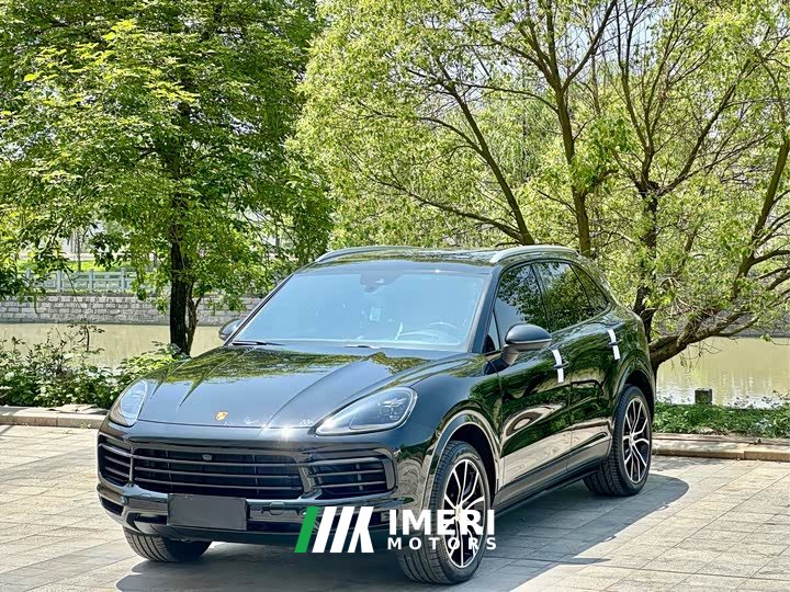 Porsche Cayenne 3.0T Platinum Edition - автомобиль из Китая