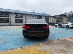 BMW 5 Series 530Li Exclusive M Sports Package - фото 6