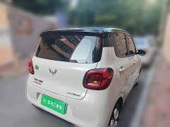 Wuling Hongguang MINIEV fourth generation four-door version Zhenxiang - фото 4