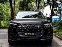 Audi Q7 45 TFSI quattro S line Black Edition - фото 2