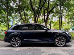 Audi Q7 45 TFSI quattro S line Black Edition - фото 3