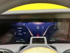 Hongqi E-HS9 660km flag collar version four seats - фото 5