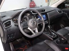 Nissan Qashqai 2.0L CVT XV Premium Edition - фото 10