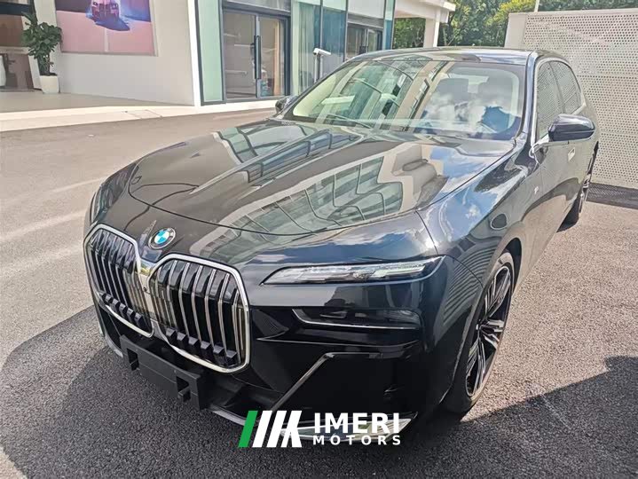 BMW 7 Series 2023 740Li M Sport Package - автомобиль из Китая