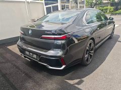 BMW 7 Series 2023 740Li M Sport Package - фото 3