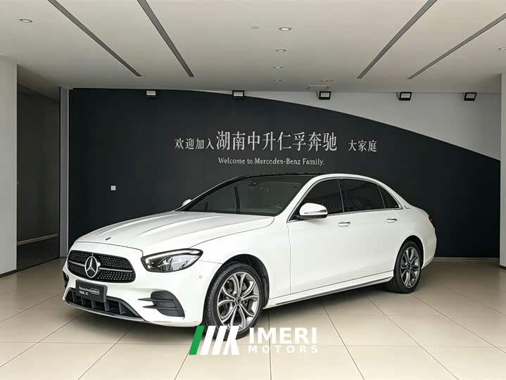 Mercedes-Benz E-Class E 300 L Sporty and Fashionable - автомобиль из Китая