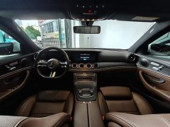 Mercedes-Benz E-Class E 300 L Sporty and Fashionable - фото 13