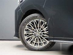 Lexus LM 2023 500h six-seater premium version - фото 4