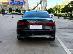 Volkswagen Passat 330TSI Deluxe Edition - фото 3