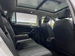 Volkswagen Tiguan L 330TSI automatic two-wheel drive R-Line version - фото 19