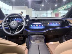 Mercedes-Benz E-Class E 300 L Luxury - фото 13