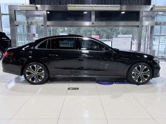 Mercedes-Benz E-Class E 300 L Luxury - фото 20