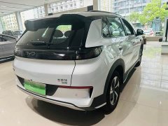 Lynk & Co Hiace 05 EV 520KM smart flight version - фото 4