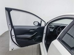 Toyota Corolla Dual Engine 1.8L E-CVT Elite Edition - фото 8