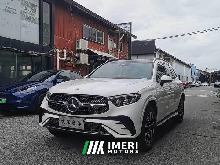 Mercedes-Benz GLC 260 L 4MATIC Luxury 5-Seater