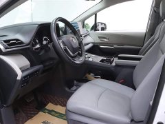 Toyota 2021 Toyota Sienna 2.5L Hybrid Deluxe Edition - фото 13