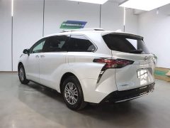 Toyota 2021 Toyota Sienna 2.5L Hybrid Deluxe Edition - фото 5
