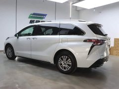 Toyota 2021 Toyota Sienna 2.5L Hybrid Deluxe Edition - фото 6